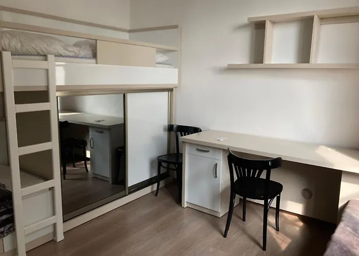 Green Kitchen Apartments